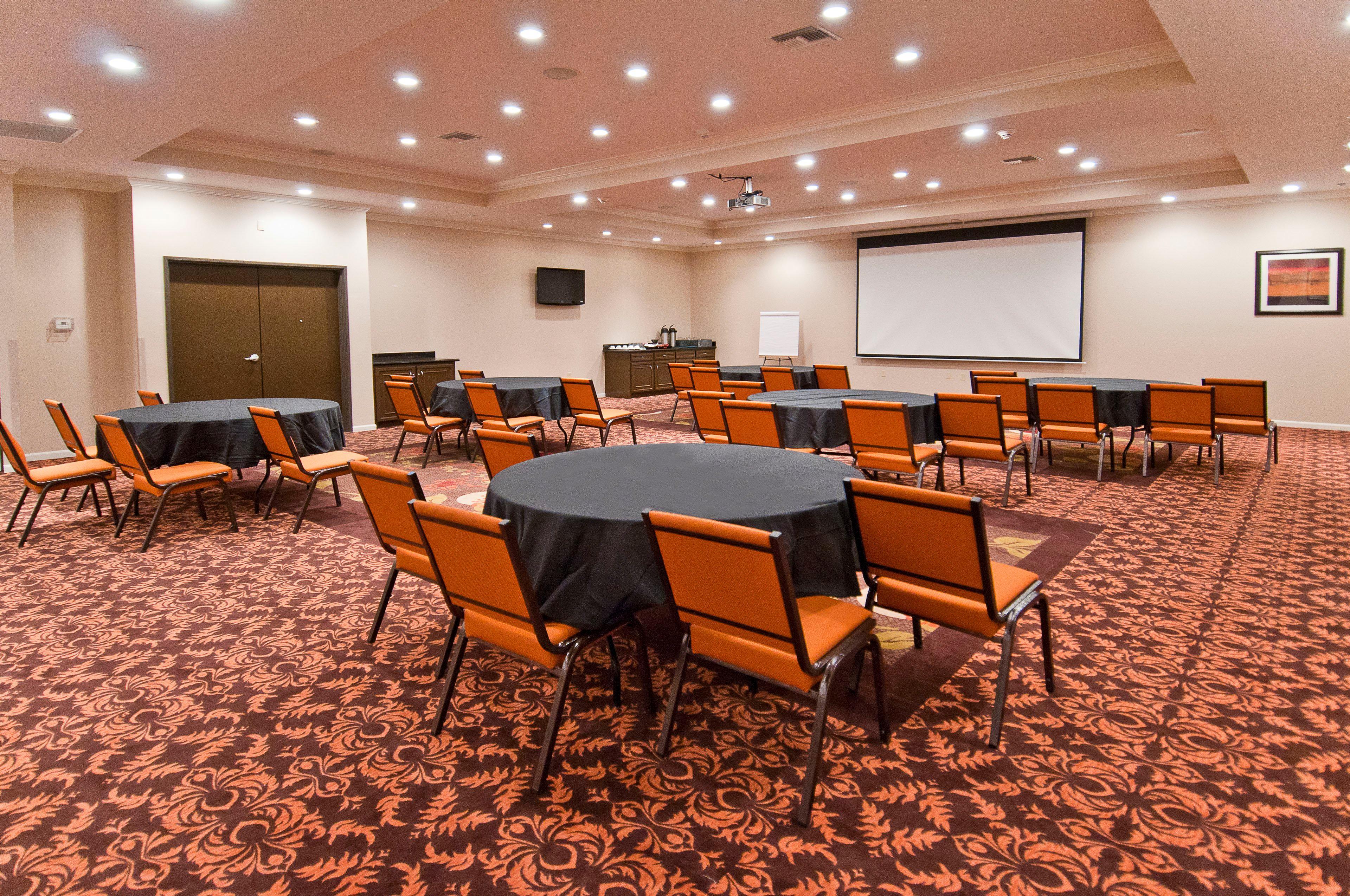 Hotel Wyndham Charles 3*